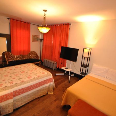 Ewr Airport Multilevel Guest House Room With 2-3 Beds นูวาร์ก ภายนอก รูปภาพ